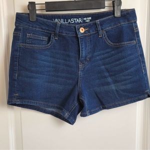 💜3/$12 Mid Rise Denim Shorts